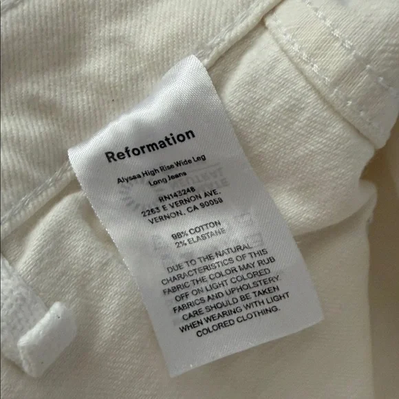 Reformation Alyssa High Rise Wide Leg Long Jeans in Vintage White - Picture 9 of 10